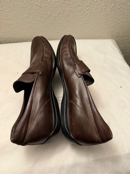 Tod\'s Dark Brown Leather Penny Loafers, pre-owned, gently owned. main image 7